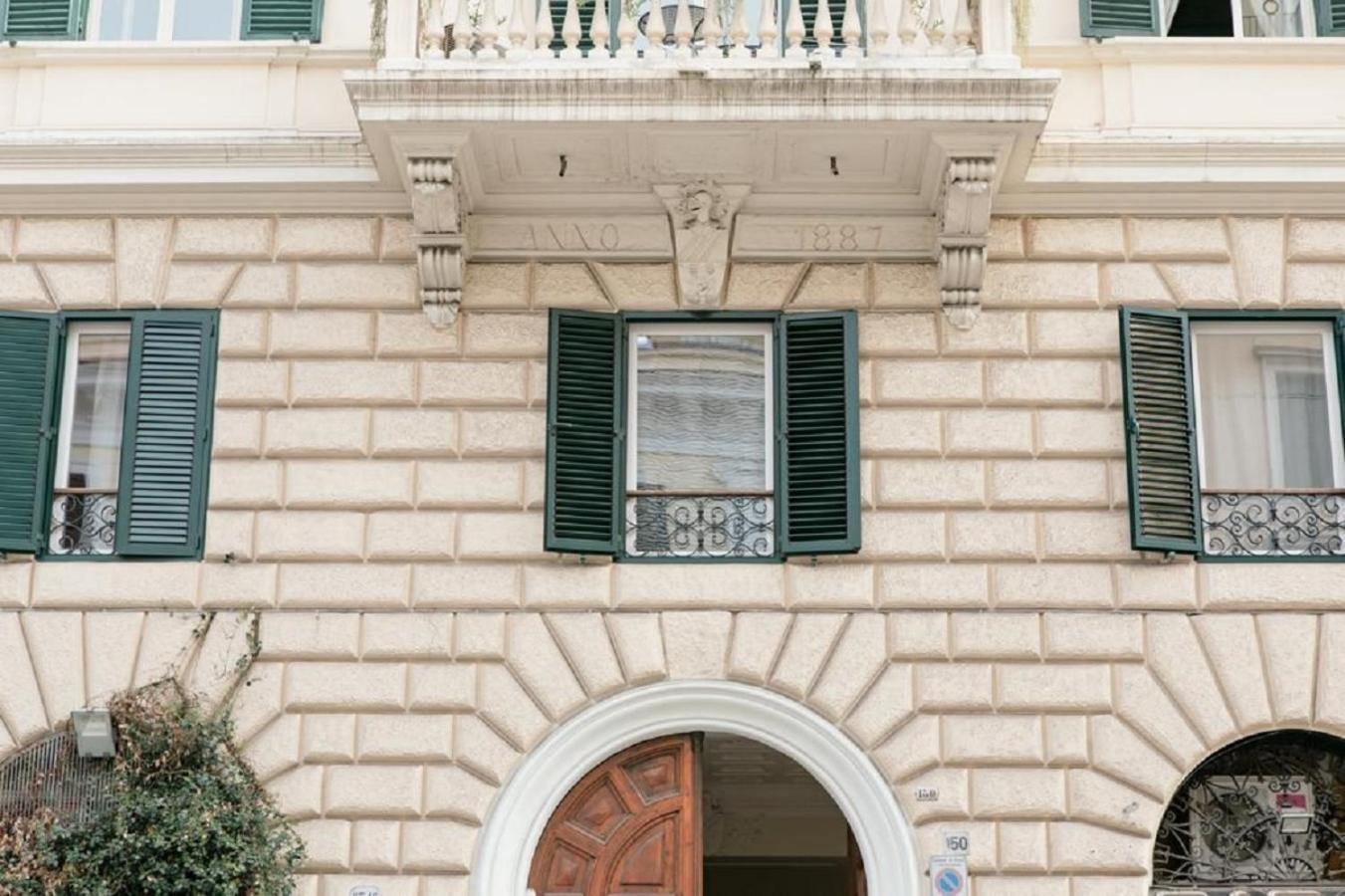 Bhr Cavour 150 Hotel Rome Exterior photo